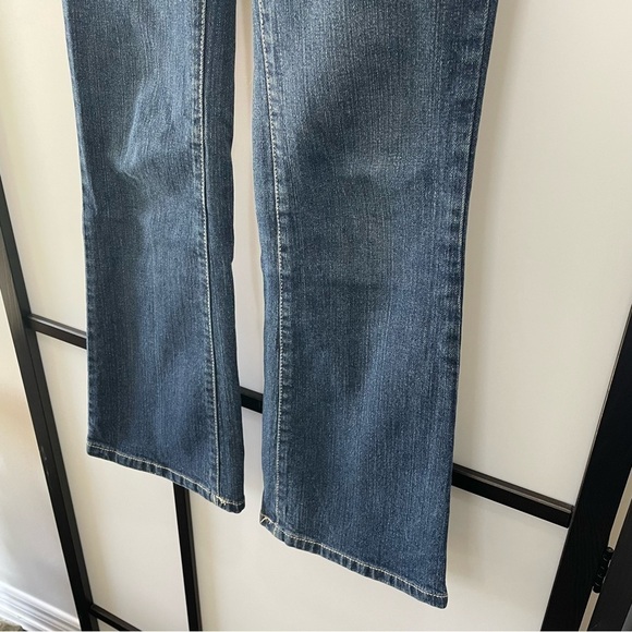 [12] Girls Levi’s Funky Fuchsia Pink Bejewelled Diamond Flare Leg Blue Jeans - Picture 8 of 11